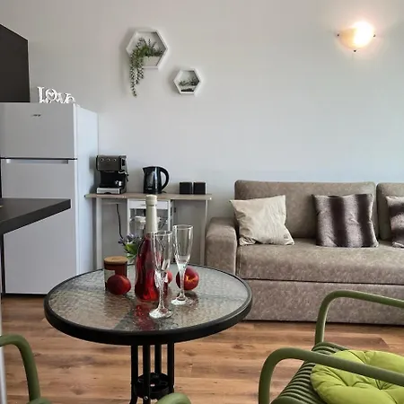 резиденция у морского берега Apartment Sarafovo